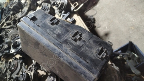 Ford  focus sigorta kutusu  3M5T-14A067-BC 518804109