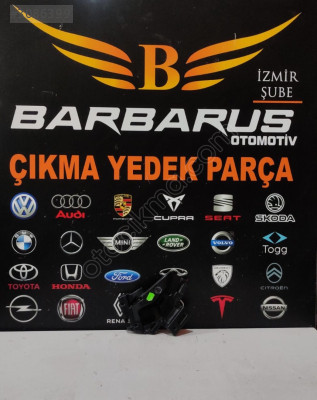 SKODA KAMİQ ÖN TAMPON BRAKETİ SAĞ 658807724