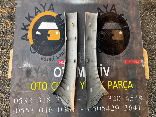 769110009R Megane 3 Sağ ön Direk Bakaliti Orjinal Çıkma