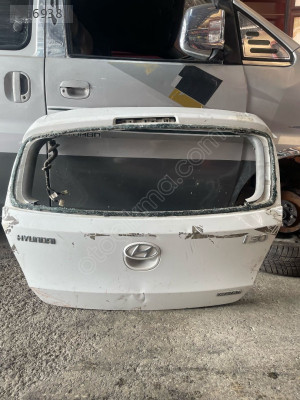 hyundai i30 bagaj kapagı