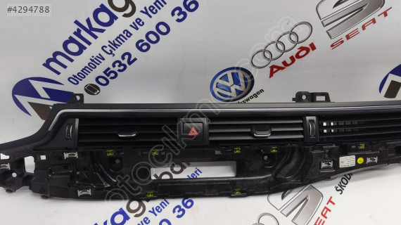 AUDI A4 16-25 KALORİFER HAVA KANALI ORTA SAĞ 8W1820902E ORjINAL