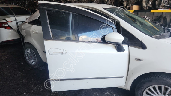 fiat linea orjinal çıkma beyaz sağ ön dolu kapı