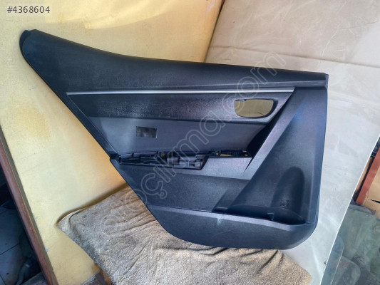 2013-2019 TOYOTA COROLLA SOL ARKA KAPI DÖŞEMESİ SIFIR ORİJİNAL