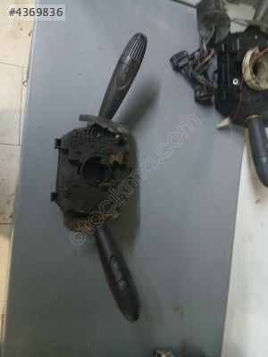 Fiat doblo sinyal silecek kolu