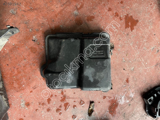 PEUGEOT 207 BEYİN KAPAĞI ORJİNAL ÇIKMA PEJO