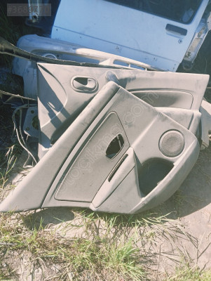 Renault Megane 3 sol arka kapı döşemesi