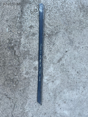 VOLKSWAGEN PASSAT B8 SAĞ ARKA KAPI ÇITASI 3G0854940