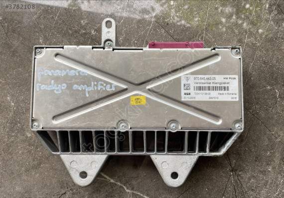 97064544305 PORSCHE PANAMERA RADYO AMPLİFİER EGE OTOMOTİV