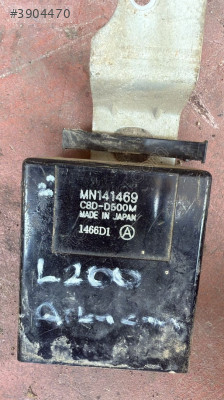 2007 2015 Mitsubishi L200 arka cam modülü 5000