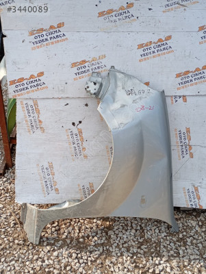 Renault Kangoo 2 çıkma sol ön çamurluk 2008- 2021