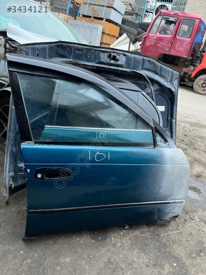Toyota corolla efsane kasa sağ ön kapı çıkma orijinal