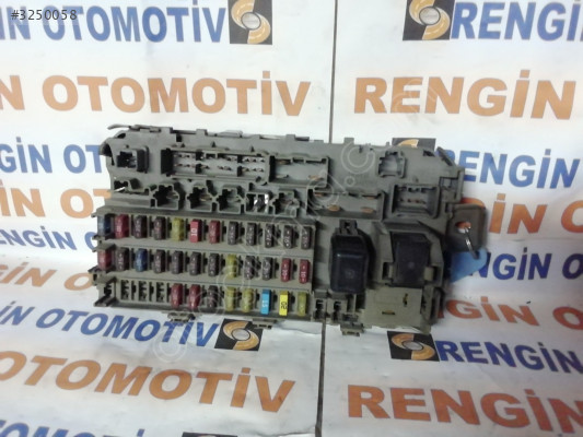HONDA CİVİC LX SİGORTA KUTUSU 9A66+PPE