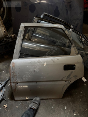 OPEL VECTRA B SOL ARKA KAPI ORJİNAL ÇIKMA