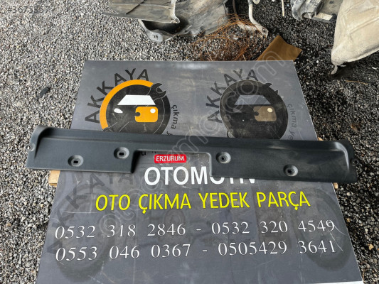 7245A025ZZ Mitsubishi L200 Arka Döşeme Kaplaması Orjinal Çıkma
