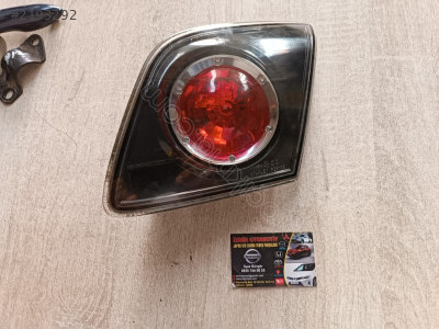 Mazda 3 Orjinal Sağ İç Stop 2003-2009 ÇIKMA