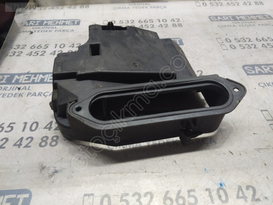 ÇIKMA AUDİ A4 A6 KONTROL ÜNİTESİ KABI