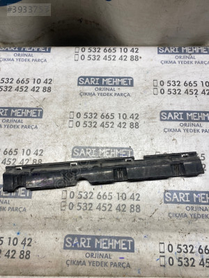ÇIKMA BMW 3 SERİSİ E90 SAĞ YAN TAMPON BRAKETİ