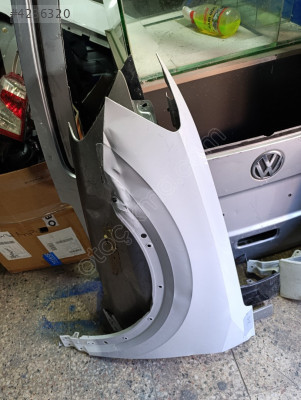 Audi q2 sol ön çamurluk orjinal çıkma parça