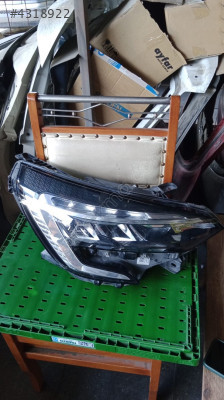 Renault Clio5 sağ ön far orijinal