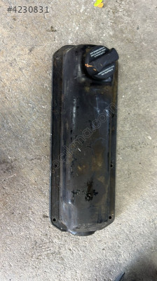 BORA GOLF 4 1.6 AKL KÜLBÜTÖR KAPAĞI VE VOLKSWAGEN ÇIKMA PARÇALAR