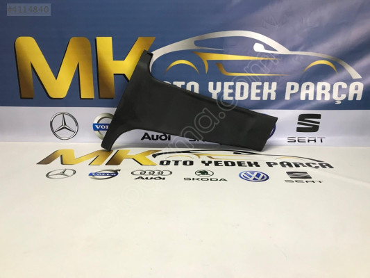 MERCEDES C220-C200-C180 W204 EMNİYET KEMERİ ALT BAKALİT