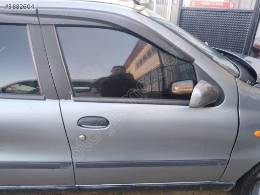 FIAT SINEA SAG ON KAPI CIKMA