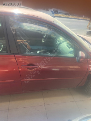 Renault Megane 2 sağ ön kapı