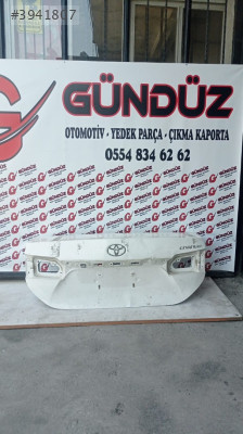 Toyota Corolla arka bagaj kapağı model 2018 2023