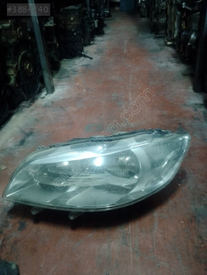Peugeot 301 cikma sol ön farı