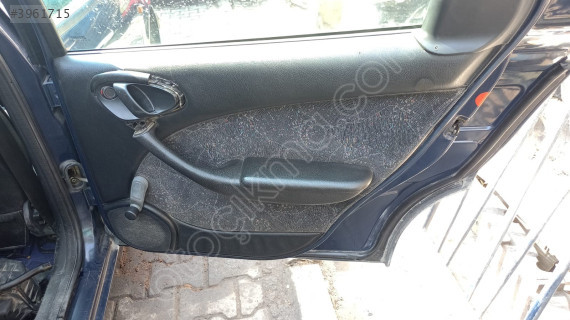 citroen xsara sağ ön kapı döşemesi