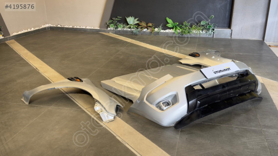 FORD RANGER KAPUT TAMPON ÇAMURLUKLAR