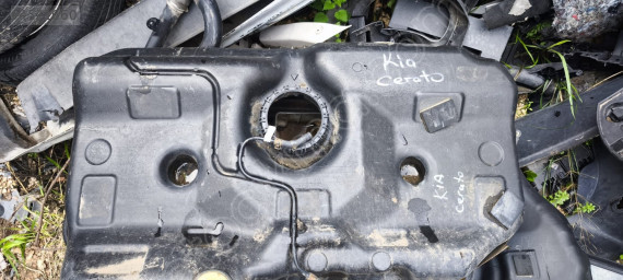 Kia Cerato Yakıt Deposu