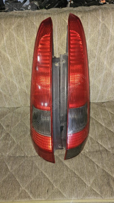 Ford Fiesta 2004 model sağ sol arka stop lambası