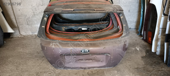 Kia ceed arka bagaj kapağı