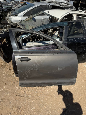 AUDİ A6 SAĞ ÖN KAPI ÇIKMA ORJİNAL