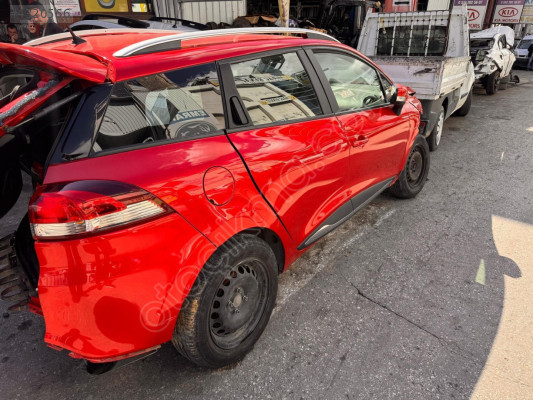 Renault Clio 4 Sport Tourer Çıkma Kesme Arka Çamurluk