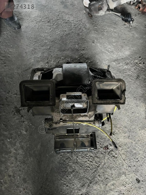 Opel Vectra A kasa 2.0 benzinli kalorifer kutusu