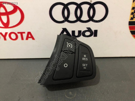 Orjinal Hyundai i30 Direksiyon Hız Sabitleme Düğmesi