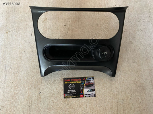 Nissan Qashqai J10 Orjinal Çakmaklık ve Çerçevesi 2008-2013