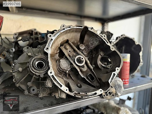 MITSUBISHI COLT BENZİNLİ - DİZEL MANUEL ŞANZIMAN