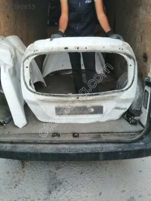 FORD FİESTA BAGAJ KAPAĞI ORJİNAL ÇIKMA