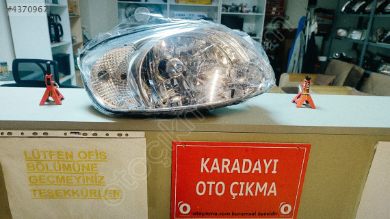 Hyundai Accent Admire 03-06 sağ Far manuel 9210225510