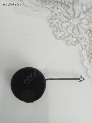 AUDI A4 Arka Tampon Çeki Demir Kapağı 8K5807441B