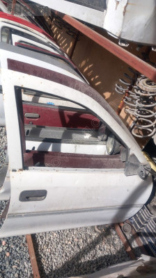 OPEL VECTRA B SAĞ ÖN KAPI.OTO ERKAN ÜNYE