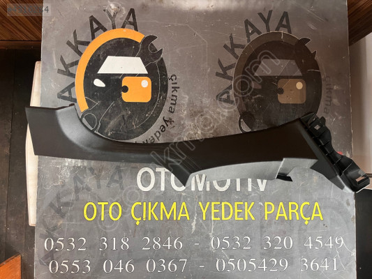 769536310R Clio 5 Sağ Arka Eşik Bakaliti Orjinal Çıkma