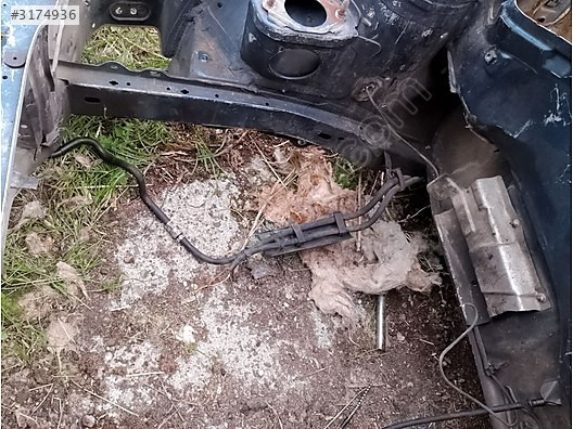RENAULT 19 SAĞ ŞASE PODYA KESME ORJİNAL