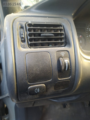 ÇIKMA TOYOTA COROLLA 101 EFSANE KASA SOL ÖN HAVALANDIRMA IZGARASI