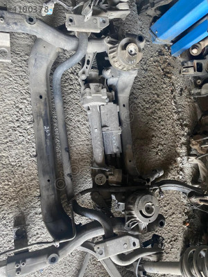 MERCEDES W205 DİREK KUTUSU OTO FEDAİ