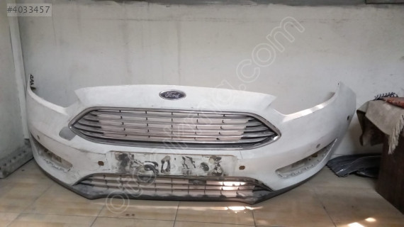 Ford focus  ön tampon çıkma