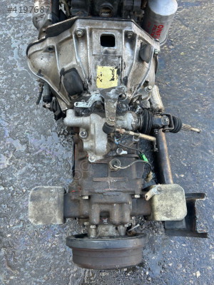 ISUZU NKR LOW 2.8 TEMİZ ŞANZIMAN